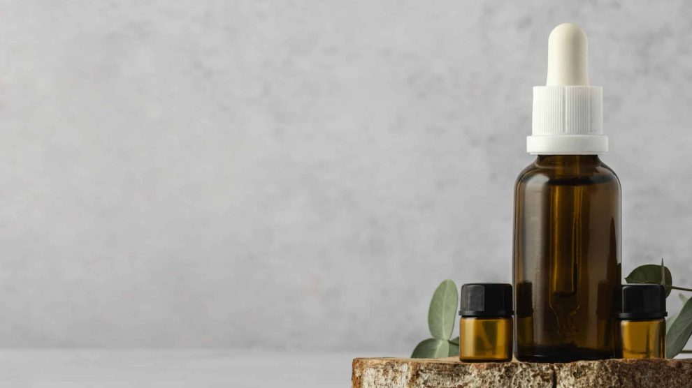 Pharmaciens, préparateurs, techniciens : êtes-vous prêts à remettre l’aromathérapie au cœur du conseil ?