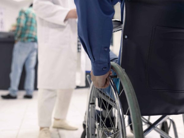 Fauteuils roulants en officine :​
Comprendre la réforme et agir au comptoir